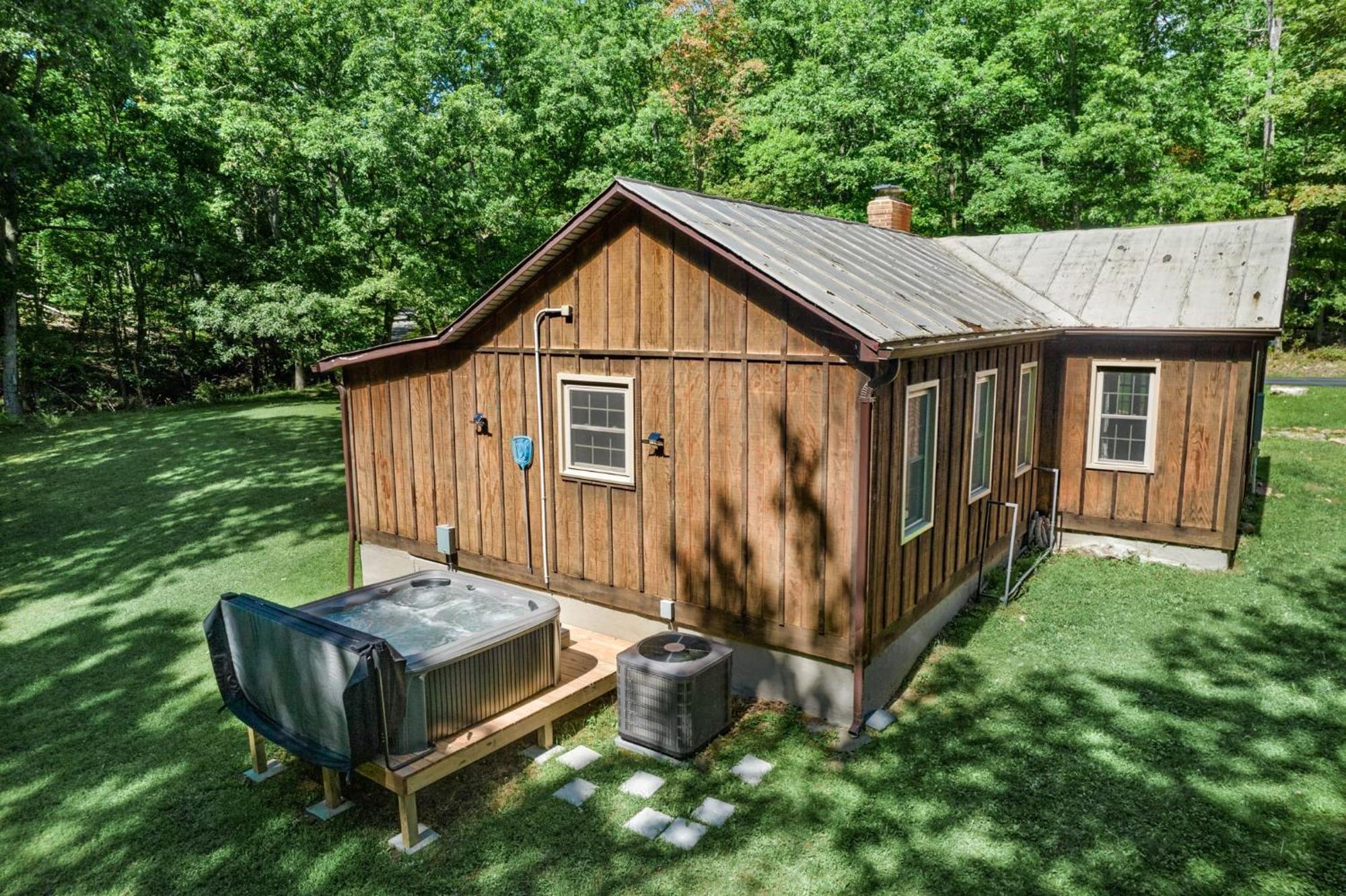 River Access W Hot Tub, Grill, Wifi, & Fire Pit! Lost City Bagian luar foto